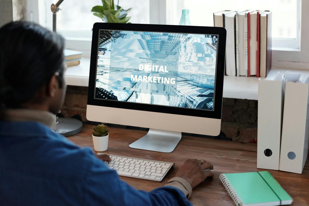 Digital Marketing B2B: strategie per aziende che vendono ad altre aziende